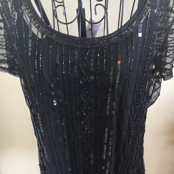 Dress Barn Tops - DRESS BARN Sequin top